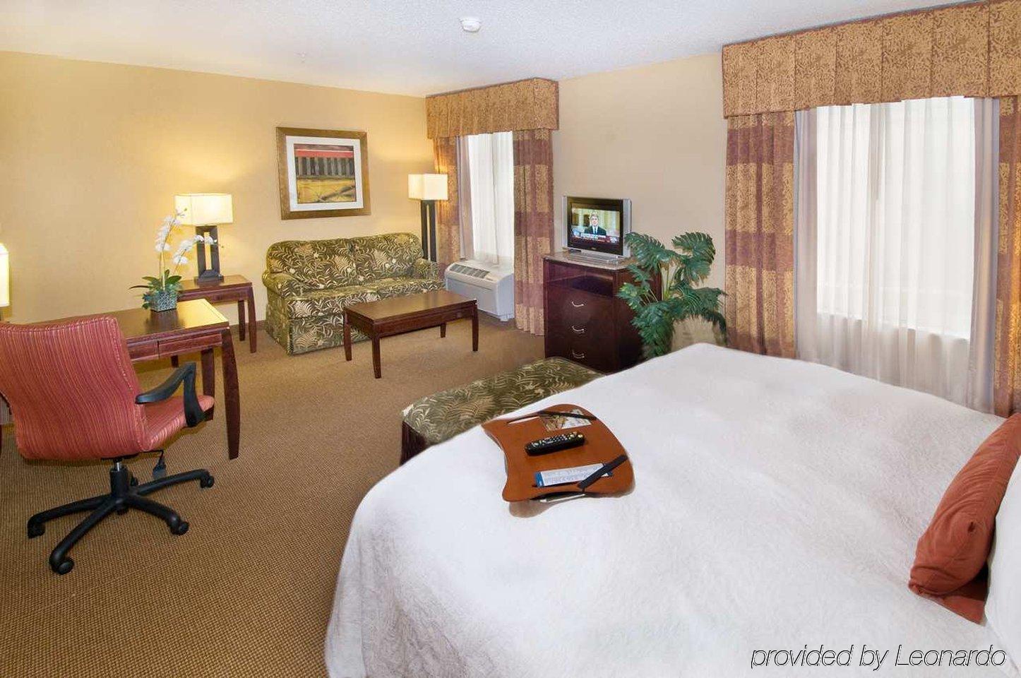 Hampton Inn And Suites San Antonio Airport Extérieur photo